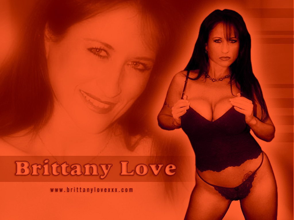 Brittany Love Wallpaper - 1024x768